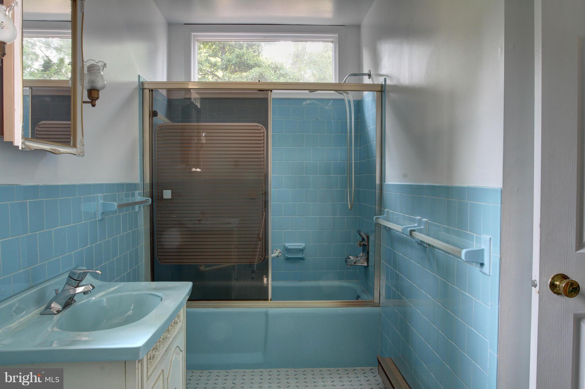 2001 Chesapeake Road Annapolis, MD 21409 - Photo 14 of 30 full Bath