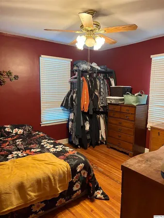 $134,500 | 120 West South Street, Mount Sterling, IL 62353