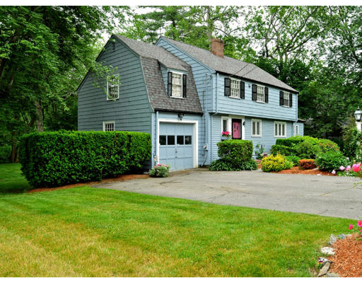 12 Lockeland Road Winchester, MA 01890 - Photo 13 of 16