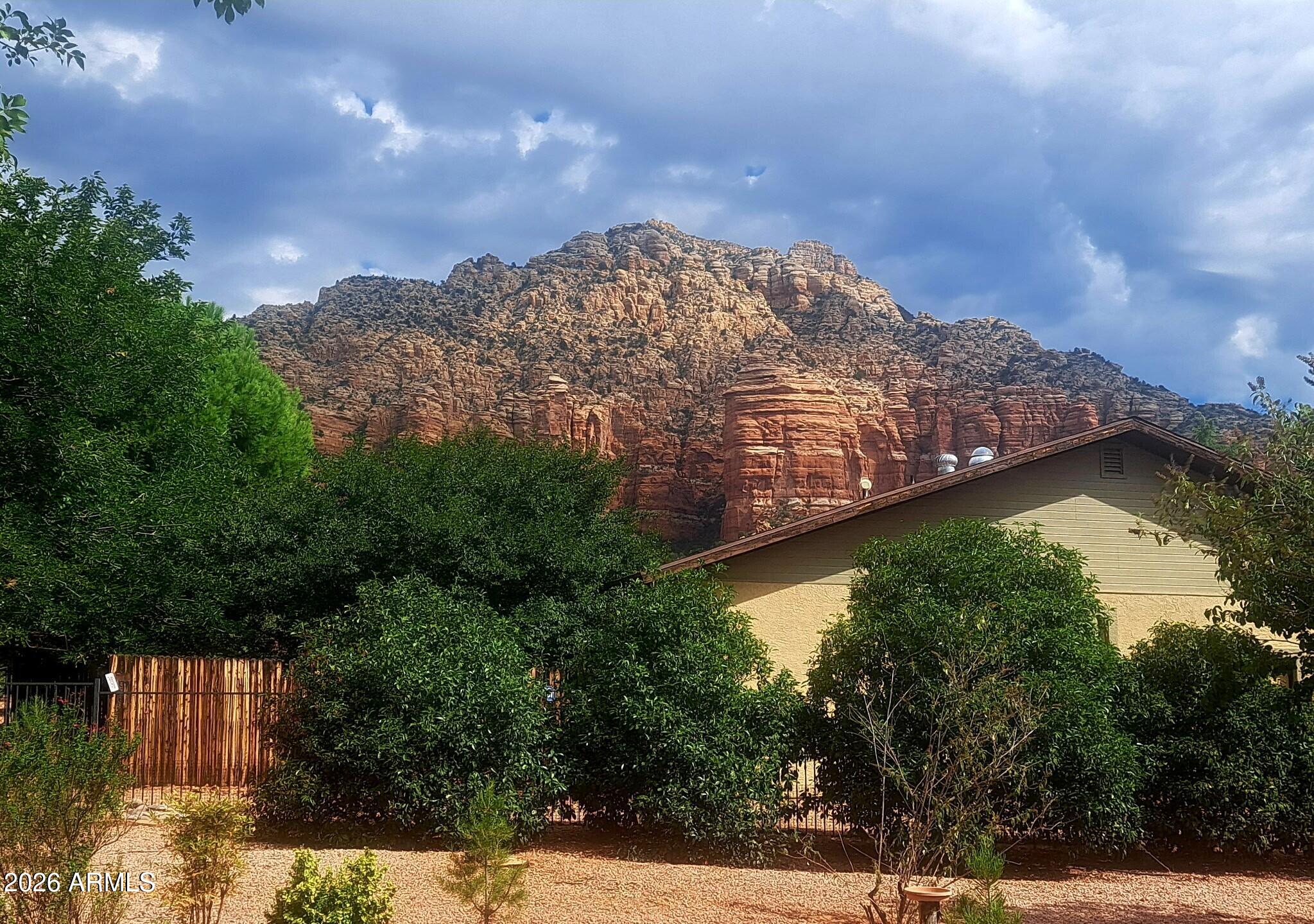 325 Raintree Road Sedona, AZ 86351 - Photo 4 of 46 325 Raintree Rd Expanded View