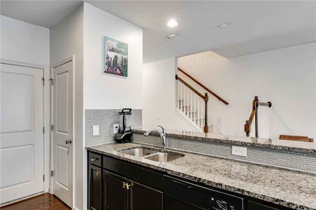 2699 Avanti Way Decatur, GA 30035 - Photo 9 of 26
