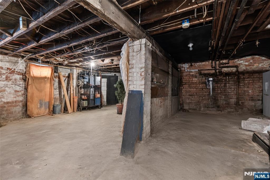 262 Union Avenue Paterson, NJ 07502 - Photo 17 of 17