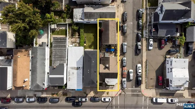 $680,000 | 262 Union Avenue, Paterson, NJ 07502