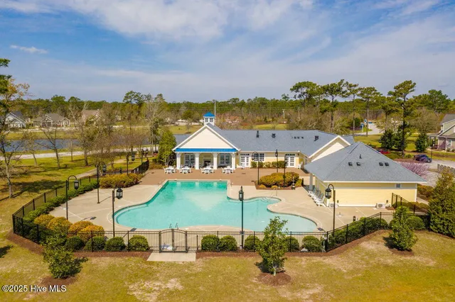 $835,000 | 400 Lanyard Drive, Newport, NC 28570
