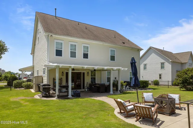$835,000 | 400 Lanyard Drive, Newport, NC 28570