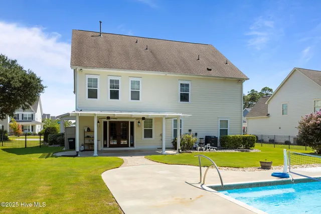 $835,000 | 400 Lanyard Drive, Newport, NC 28570