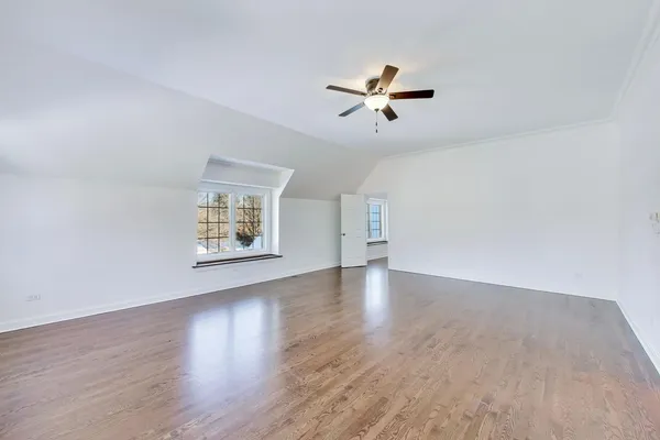 $10,000 | 931 Coventry Drive, Lake Forest, IL 60045