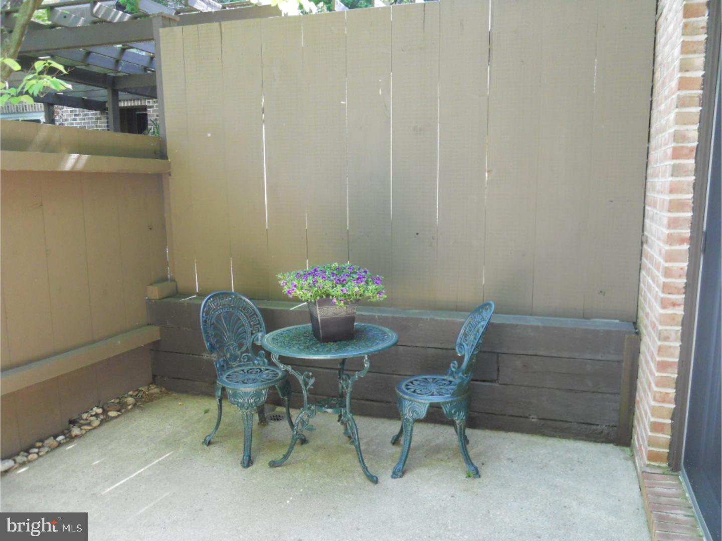 142 Merion Lane Reading, PA 19607 - Photo 5 of 25 Gallery Image 5