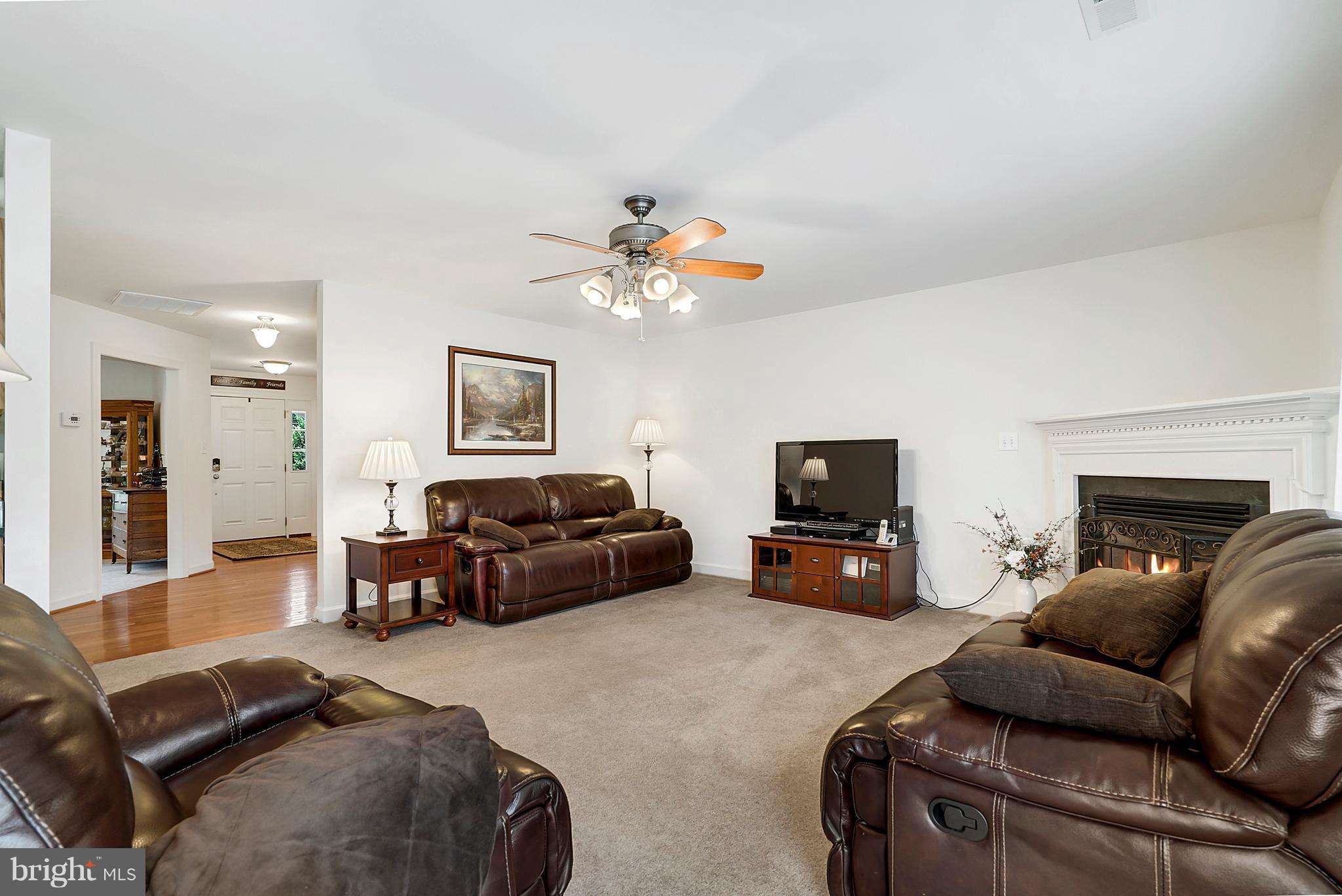 2215 Colvin Road Amissville, VA 20106 - Photo 14 of 29 Family Room