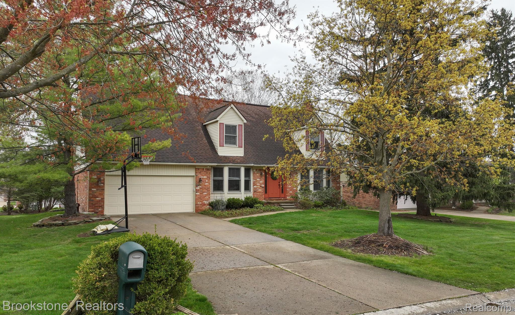 1300 Tiverton Trail Drive Rochester, MI 48306 - Photo 1 of 35 Welcome to Chichester East, near Adams High School