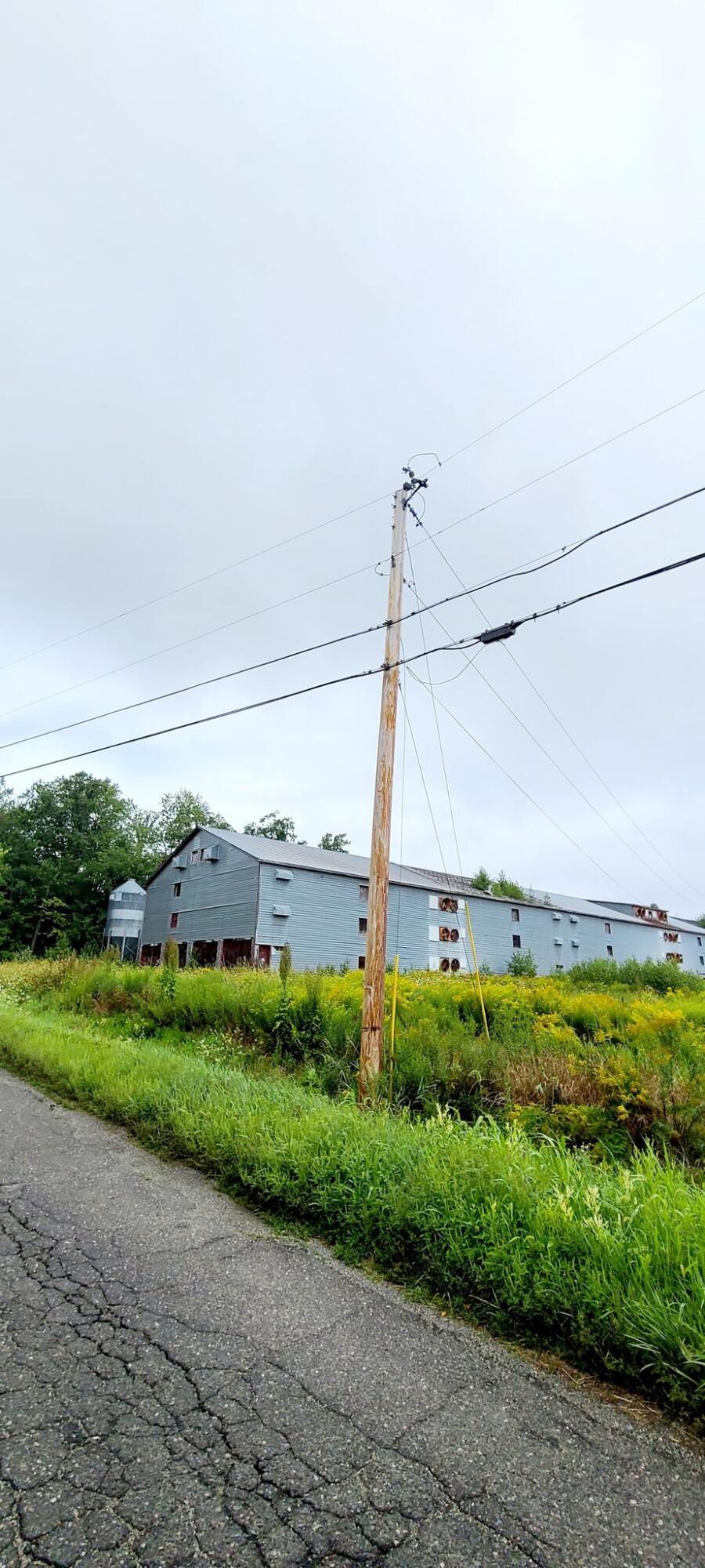 22 Mt Road Pittsfield, ME 04967 - Photo 3 of 8 300602960_2882601508715664_8867616852515