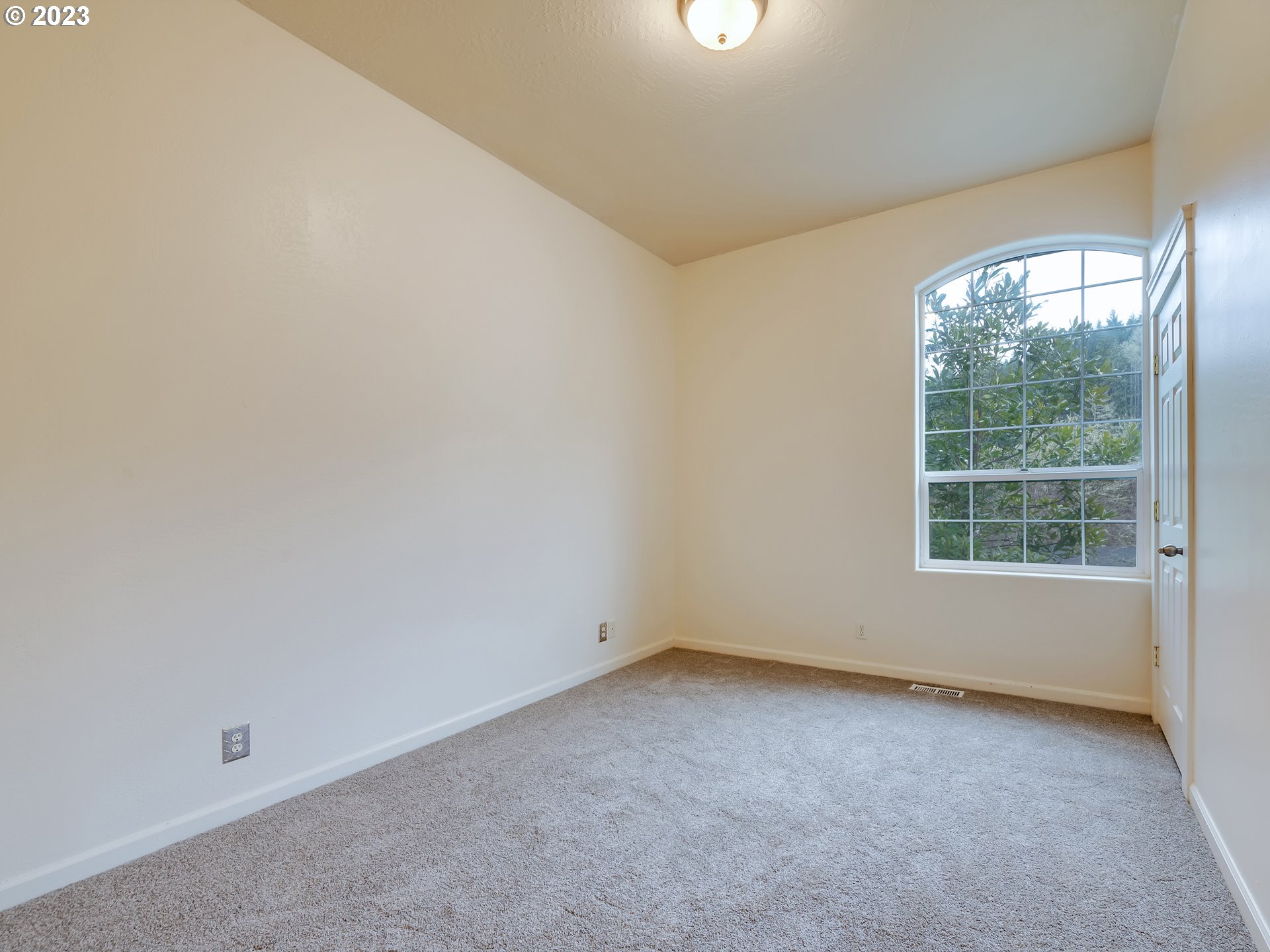 1128 South 69th Place Springfield, OR 97478 - Photo 21 of 30 Gallery Image 21