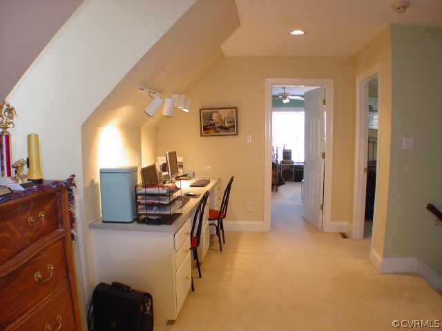 14401 Newgate Road Midlothian, VA 23113 - Photo 10 of 10 a workspace with furniture and window