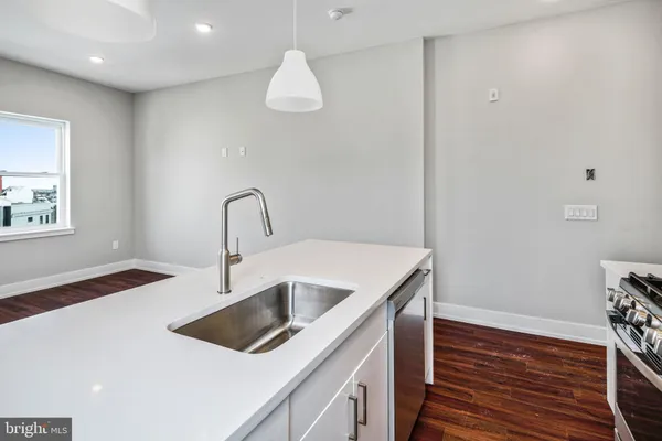 $1,850 | 1527-29 Ridge Avenue, Unit 3A, Philadelphia, PA 19130