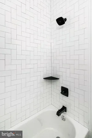 $1,850 | 1527-29 Ridge Avenue, Unit 3A, Philadelphia, PA 19130