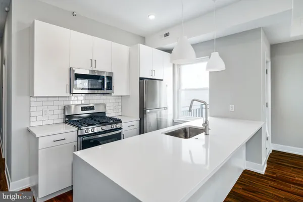 $1,850 | 1527-29 Ridge Avenue, Unit 3A, Philadelphia, PA 19130