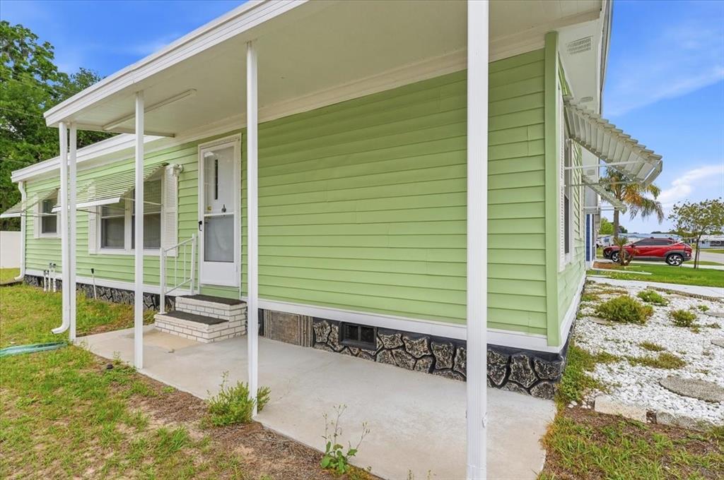 1798 Fox Hill Drive Lakeland, FL 33810 - Photo 26 of 41 a house view with a backyard space