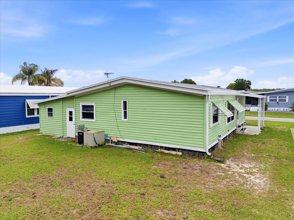 1798 Fox Hill Drive Lakeland, FL 33810 - Photo 37 of 41 a house view with a garden space
