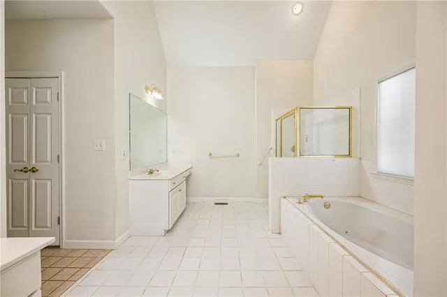 $699,900 | 205 Finsbury Park Court, Suwanee, GA 30024