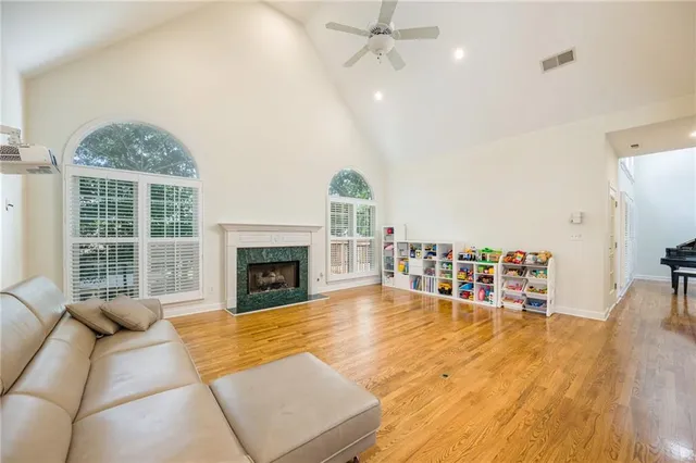 $699,900 | 205 Finsbury Park Court, Suwanee, GA 30024