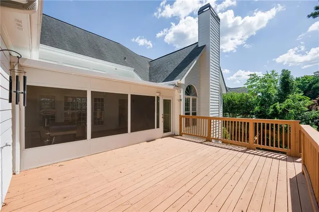 $699,900 | 205 Finsbury Park Court, Suwanee, GA 30024