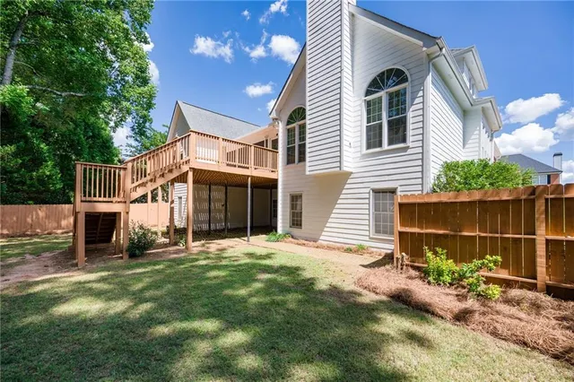 $699,900 | 205 Finsbury Park Court, Suwanee, GA 30024