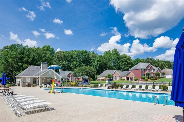 $699,900 | 205 Finsbury Park Court, Suwanee, GA 30024