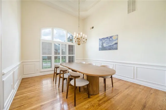 $699,900 | 205 Finsbury Park Court, Suwanee, GA 30024