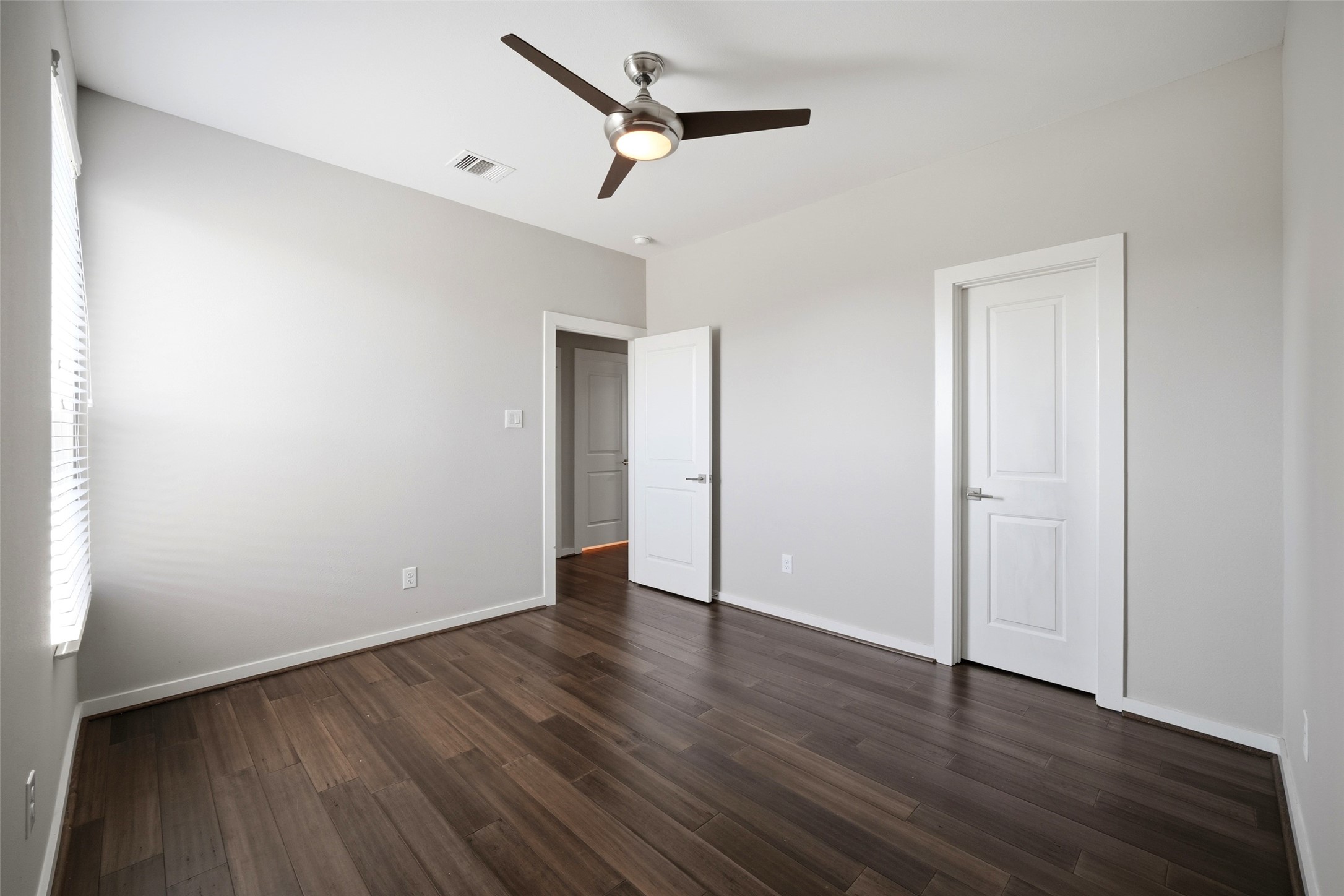 605 Dumble Street Houston, TX 77023 - Photo 38 of 44 wooden floor in an empty room