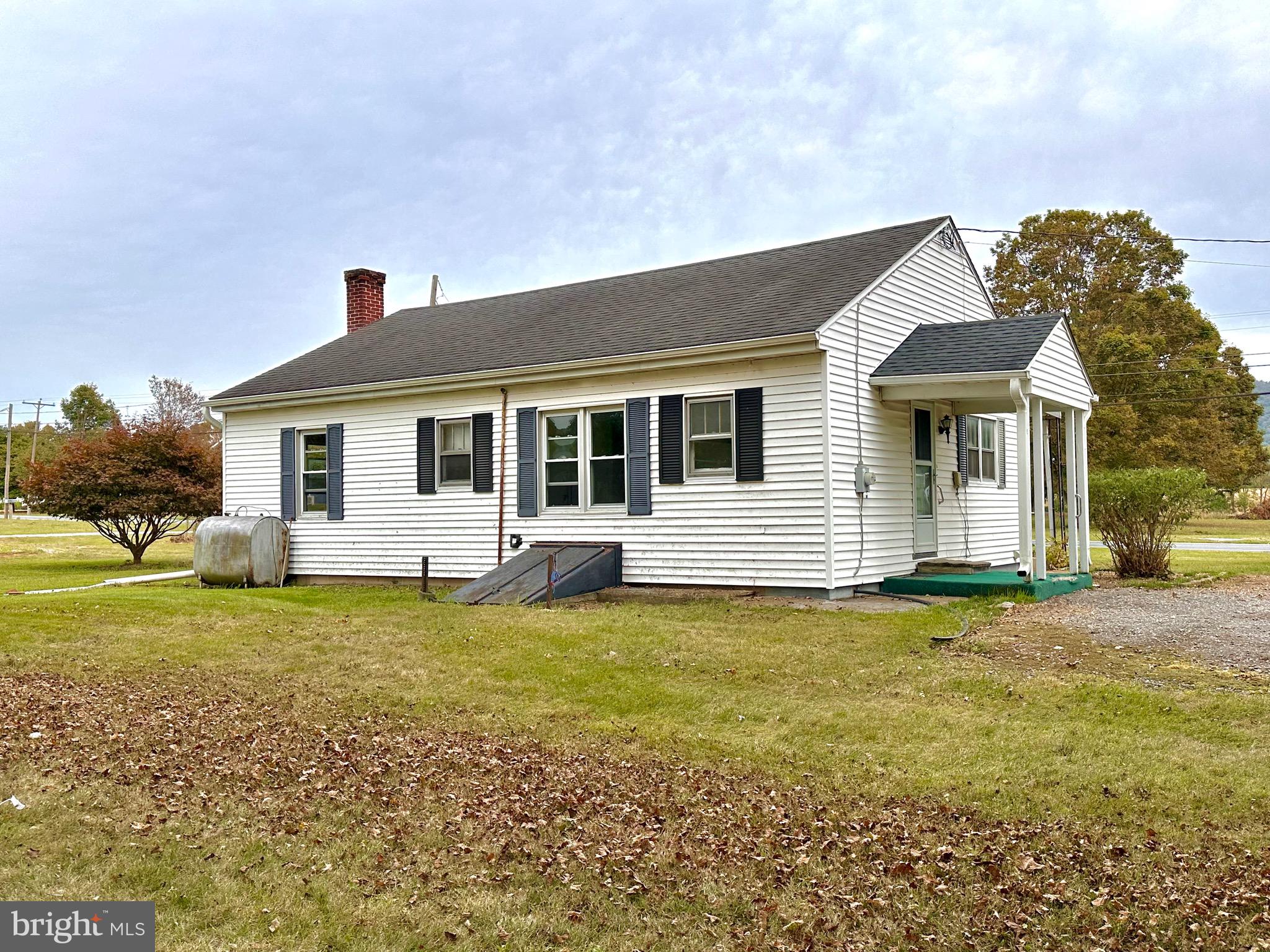 12237 Path Valley Road Fannettsburg, PA 17221 - Photo 2 of 26 Gallery Image 2