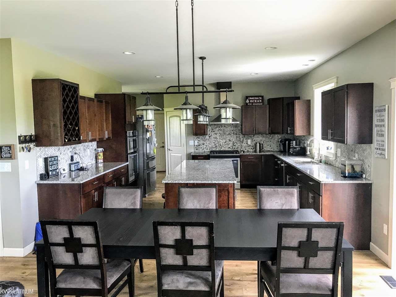 13447 Hunt Road Memphis, MI 48041 - Photo 15 of 38
