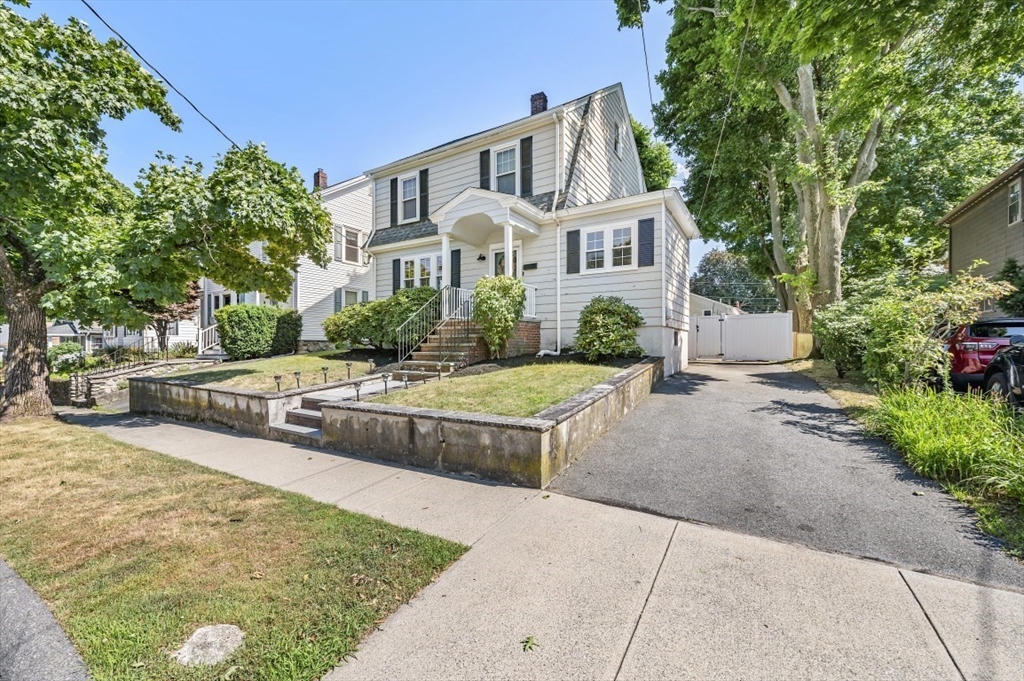 16 Lenox Road Peabody, MA 01960 - Photo 3 of 37 Gallery Image 3