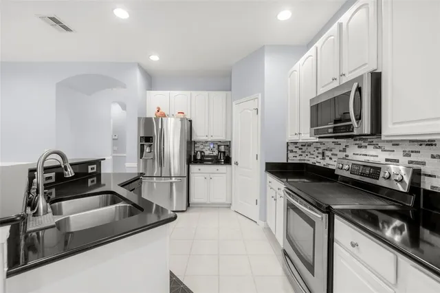 $399,900 | 3009 Banyan Hill Lane, Land O' Lakes, FL 34639