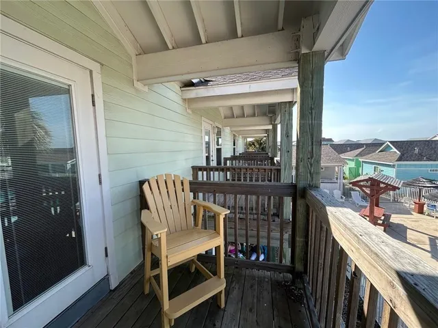a view of a house with outdoor space