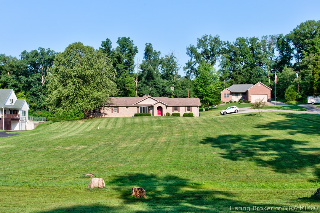 1016 Captain Frank Road New Albany, IN 47150 - Photo 2 of 40 Gallery Image 2