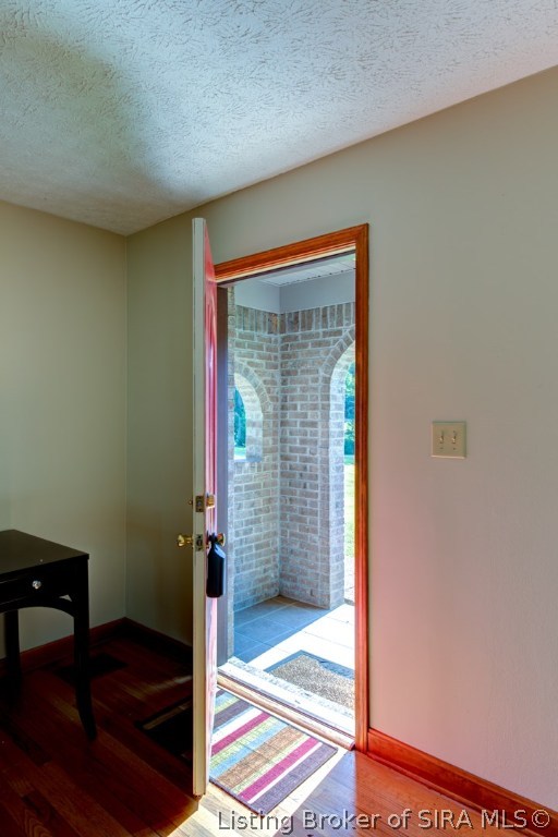 1016 Captain Frank Road New Albany, IN 47150 - Photo 4 of 40 Gallery Image 4