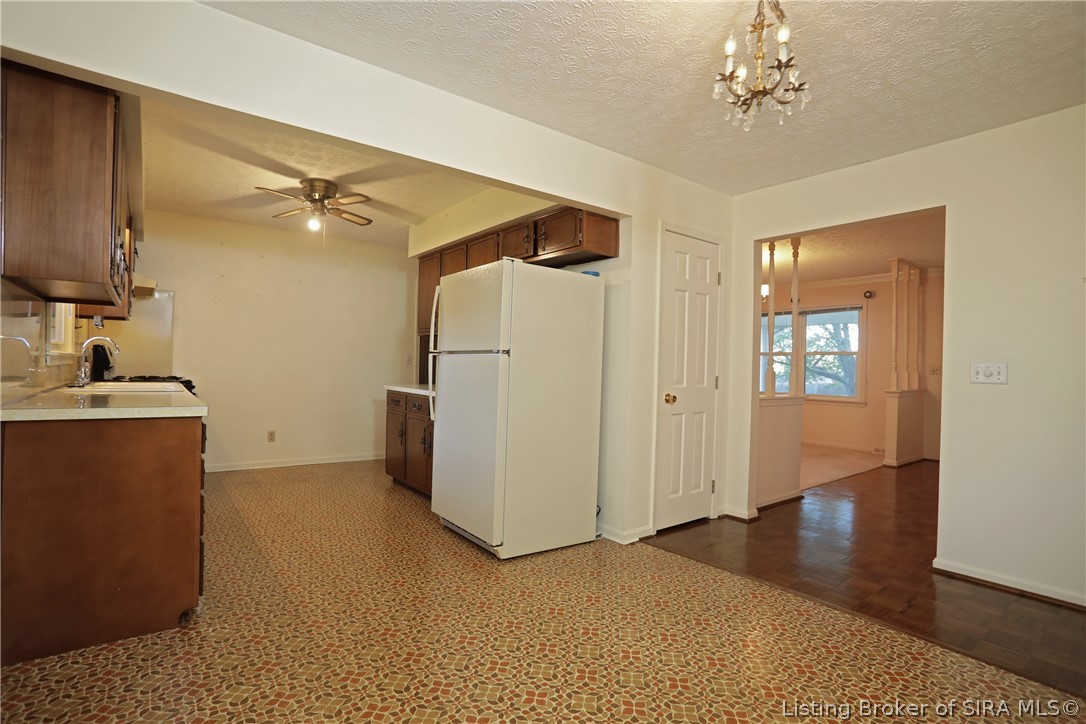 24 Robin Road New Albany, IN 47150 - Photo 12 of 45 Gallery Image 12