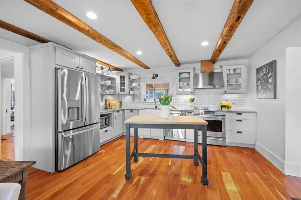 $1,375,000 | 64 Kingston Road, Exeter, NH 03833