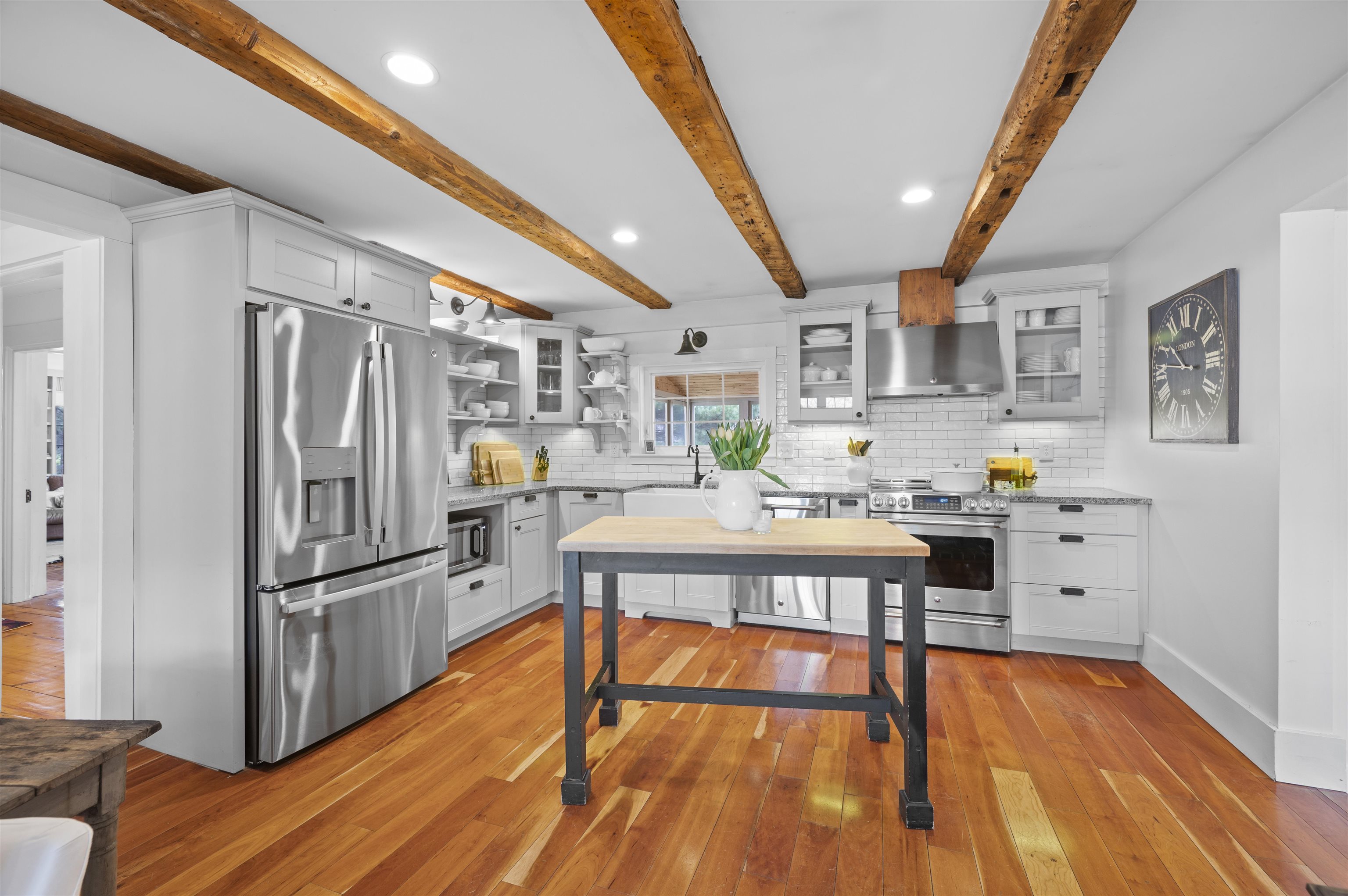 64 Kingston Road Exeter, NH 03833 - Photo 13 of 59