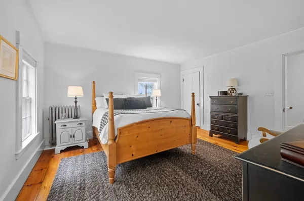 $1,375,000 | 64 Kingston Road, Exeter, NH 03833