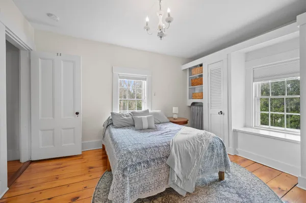 $1,375,000 | 64 Kingston Road, Exeter, NH 03833