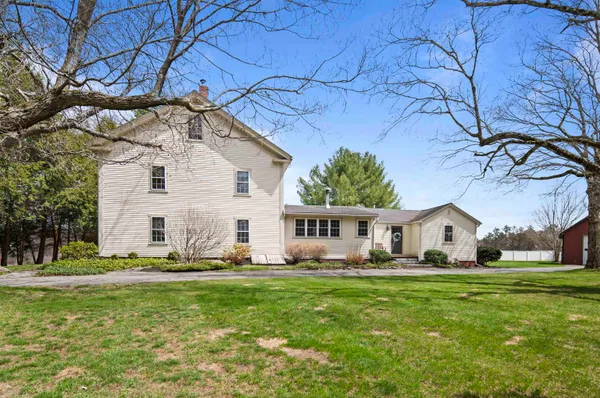 $1,375,000 | 64 Kingston Road, Exeter, NH 03833