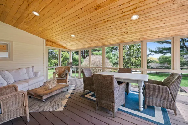 $1,375,000 | 64 Kingston Road, Exeter, NH 03833