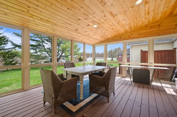 $1,375,000 | 64 Kingston Road, Exeter, NH 03833