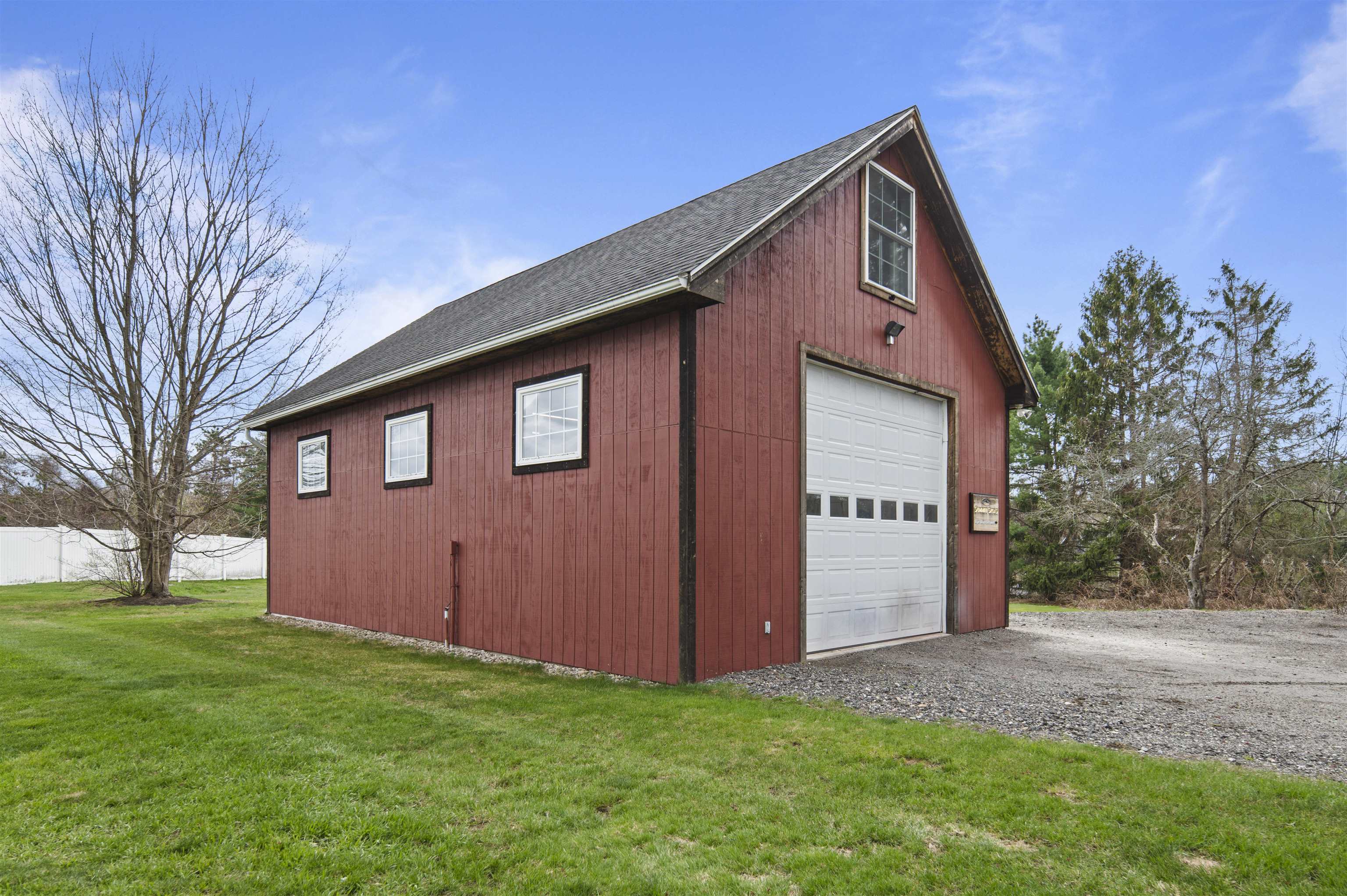 64 Kingston Road Exeter, NH 03833 - Photo 48 of 59