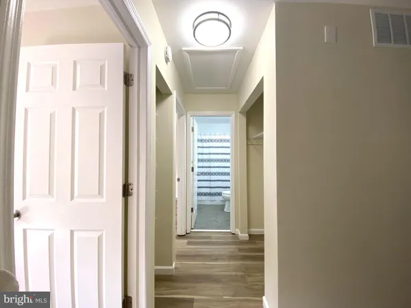 $1,900 | 230 Almonesson Road, Unit B, Blackwood, NJ 08012