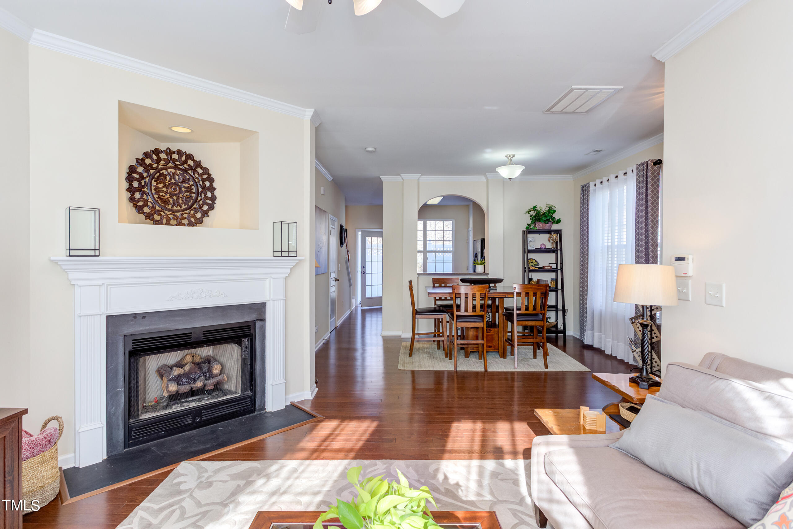 4402 Sugarbend Way Raleigh, NC 27606 - Photo 5 of 31 IMG_9422_3_4