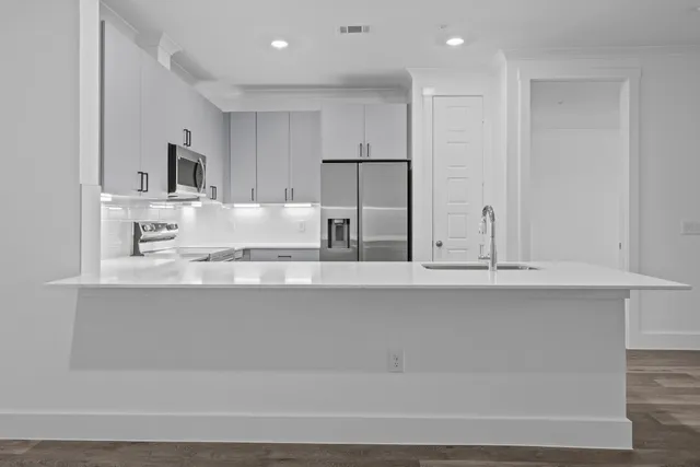 $1,843 | 1664 Hillside Terrace, Unit 1112, Buda, TX 78610