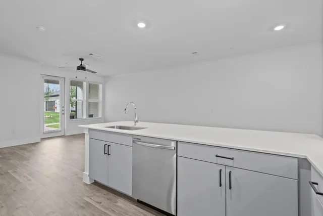 $1,843 | 1664 Hillside Terrace, Unit 1112, Buda, TX 78610