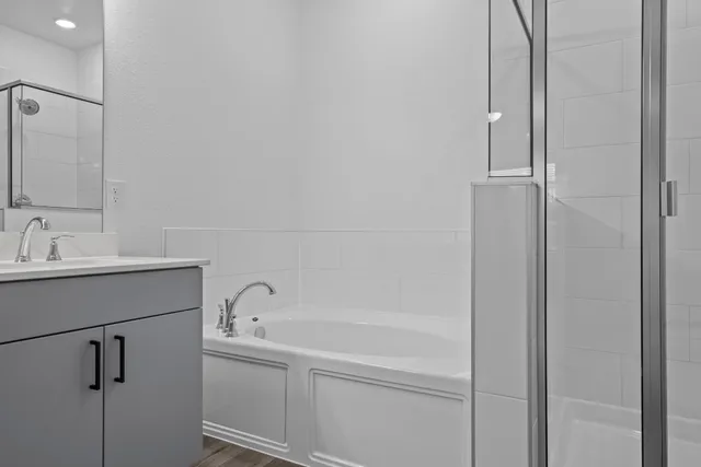 $1,843 | 1664 Hillside Terrace, Unit 1112, Buda, TX 78610